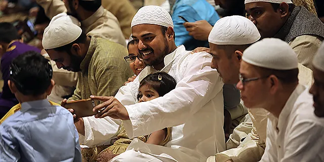 Islam is the fastest-growing religion in the world, Pew report